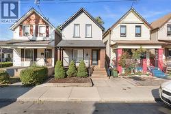 73 CLINTON Street  Hamilton, ON L8L 3K1