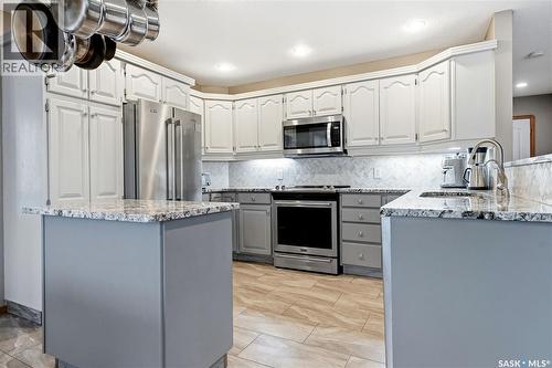 3360 Deiter Bay, Regina, SK 