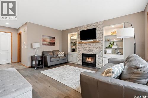 3360 Deiter Bay, Regina, SK 