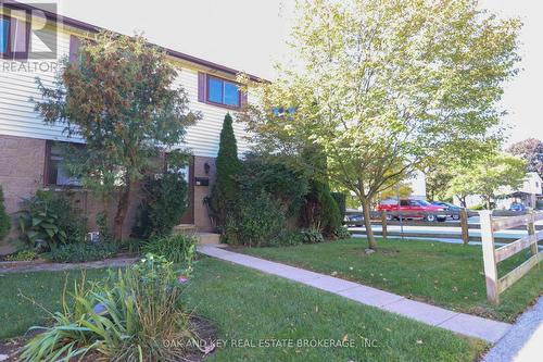 40 - 825 DUNDALK DRIVE  London South (South Q), ON N6C 3V6