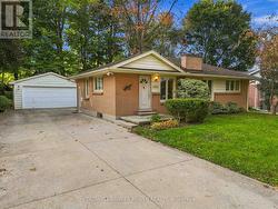 1362 COLLINGWOOD AVENUE  London South (South K), ON N6K 2H1