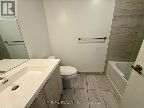 2905 - 138 DOWNES STREET , Toronto, Ontario M5E 0E4 5