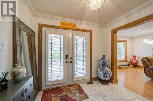 8 PATRICK BOULEVARD , Toronto, Ontario M2J 3K8 2