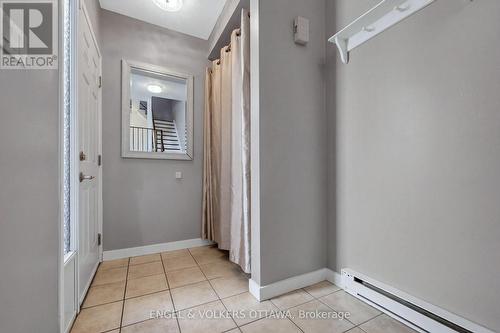 B - 29 WOODVALE GREEN DRIVE , Ottawa, Ontario K2G 4H3 4