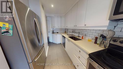 201 - 145 LANSDOWNE AVENUE , Toronto, Ontario M6K 2W1 2