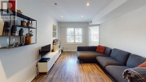 201 - 145 LANSDOWNE AVENUE , Toronto, Ontario M6K 2W1 3