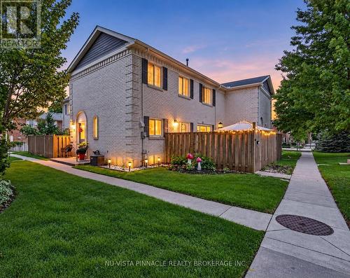 13 - 370 HOMESTEAD COURT  London North (North F), ON N6G 2E9