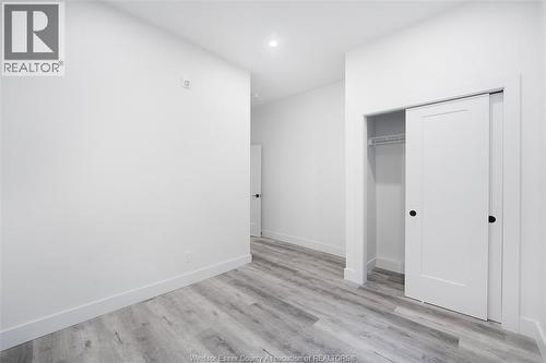 930 MARION , Windsor, Ontario N9A 2J2 5