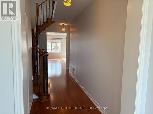 37 VIA TOSCANA , Vaughan, Ontario L4H 3V5 4
