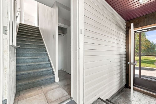 Entrée extérieure - 5 Ch. Front, Bristol, QC 