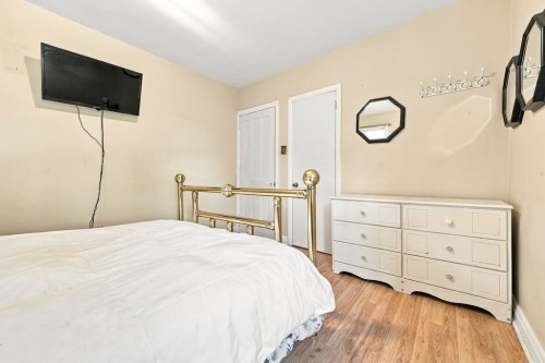 Chambre à coucher - 5 Ch. Front, Bristol, QC 
