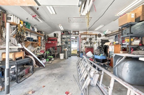 Garage - 5 Ch. Front, Bristol, QC 