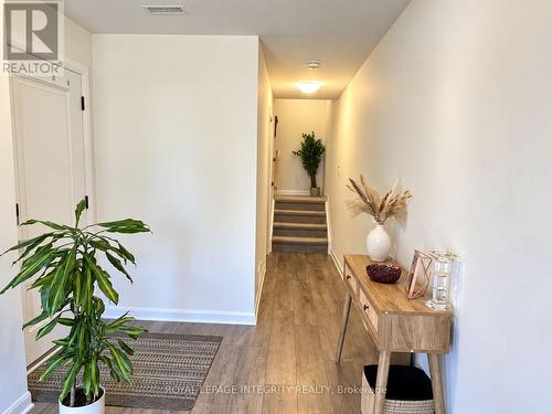 323 GISBORNE PLACE , Ottawa, Ontario K2W 0L2 3