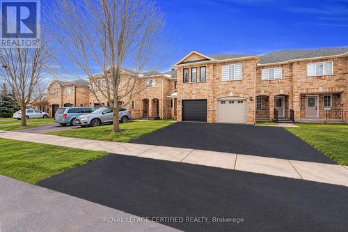 2493 NEWCASTLE CRESCENT , Oakville, Ontario L6M 4P3 3