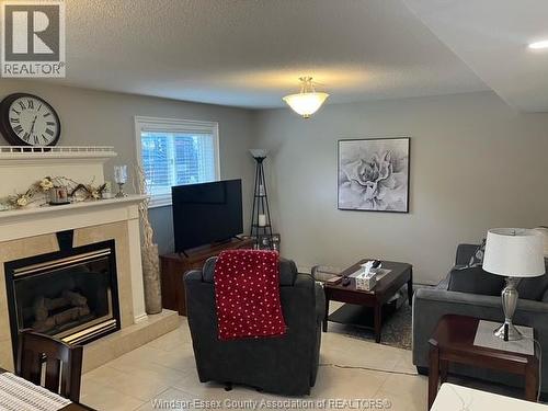 46 INDIANA PLACE , Amherstburg, Ontario N9V 3X5 3