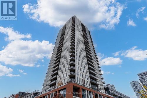 606 - 55 REGENT PARK BOULEVARD , Toronto, Ontario M5A 3H6 3
