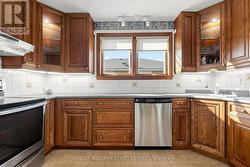 Sunny Kitchen - 
