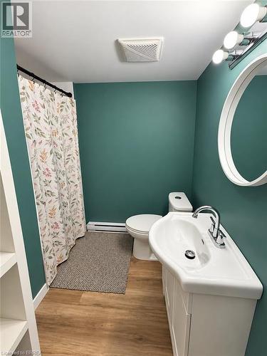 42 SPRING Street Unit# 2 , Brantford, Ontario N3T 4M5 5