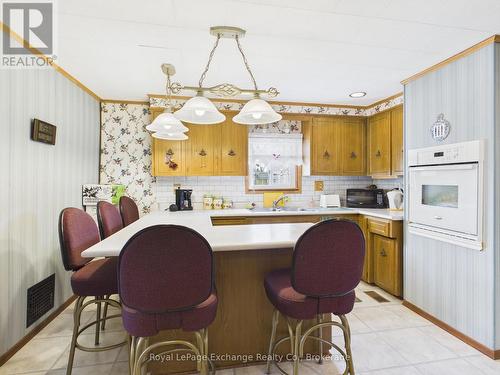 350 ST ALBERT STREET , Kincardine, Ontario N2Z 2T8 3