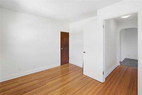 653 Mountain Ave, Winnipeg, MB 