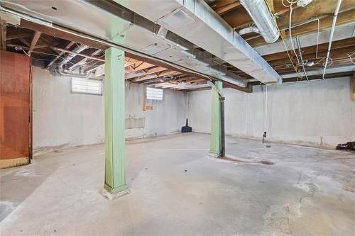 653 Mountain Ave, Winnipeg, MB 