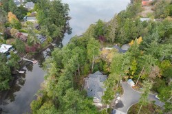 3136 Bowkett Pl  Saanich, BC V8Z 1K9