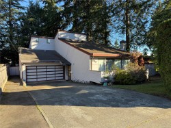632 Erickson Rd  Campbell River, BC V9W 5N9
