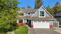 2752 Bradford Dr Campbell River, BC V9W 7X7
