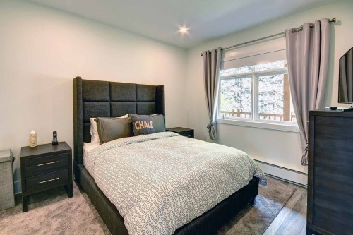 Chambre à coucher principale - 7-170 Ch. Au Pied-De-La-Montagne, Mont-Tremblant, QC - Indoor Photo Showing Bedroom