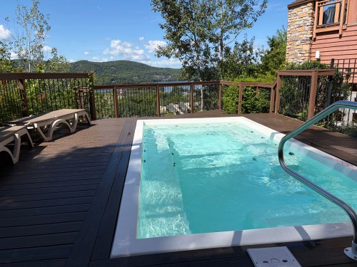 Spa - 7-170 Ch. Au Pied-De-La-Montagne, Mont-Tremblant, QC - Outdoor With In Ground Pool
