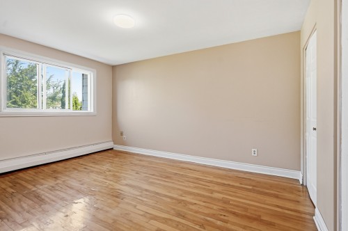 Chambre à coucher - 193 Rue Hyman, Dollard-Des-Ormeaux, QC - Indoor Photo Showing Other Room