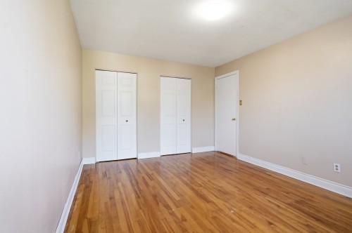Chambre à coucher - 193 Rue Hyman, Dollard-Des-Ormeaux, QC - Indoor Photo Showing Other Room