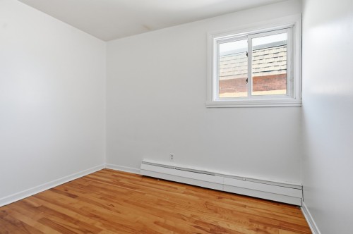 Chambre à coucher - 193 Rue Hyman, Dollard-Des-Ormeaux, QC - Indoor Photo Showing Other Room