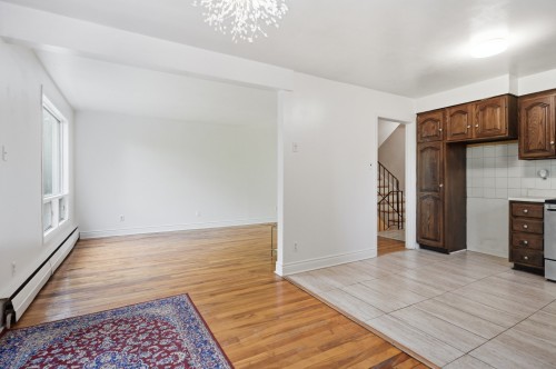Salon - 193 Rue Hyman, Dollard-Des-Ormeaux, QC - Indoor Photo Showing Kitchen