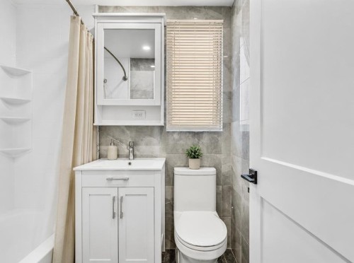 Bathroom - 01-390 40E Avenue, Montréal (Lachine), QC 