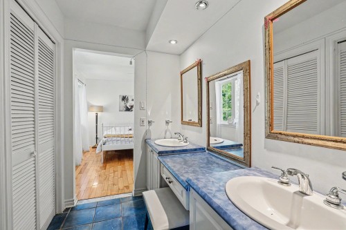 Salle de bains attenante à la CCP - 30 Rue Du Midi, Morin-Heights, QC - Indoor Photo Showing Bathroom