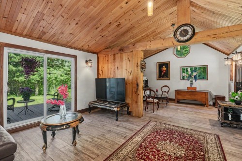 Salon - 30 Rue Du Midi, Morin-Heights, QC - Indoor Photo Showing Other Room