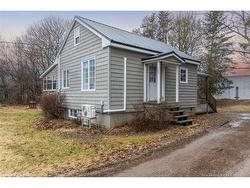 33 Magnolia AVE Sussex, NB E4E 2G8