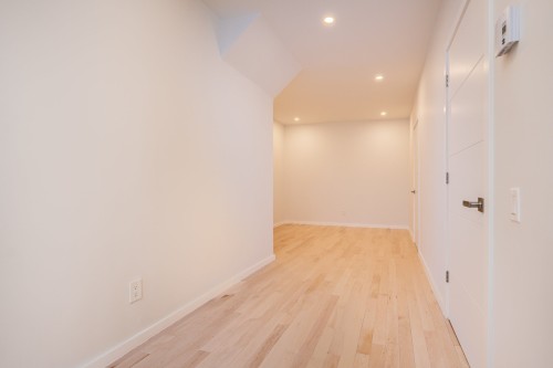 Chambre à coucher - 5172 9E Avenue, Montréal (Rosemont/La Petite-Patrie), QC - Indoor Photo Showing Other Room