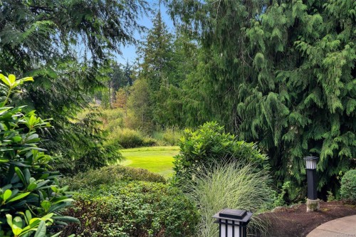 #720-1400 Lynburne Pl, Langford, BC - Outdoor