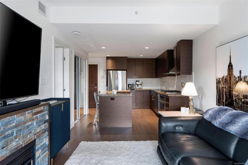 #720-1400 Lynburne Pl, Langford, BC - Indoor With Fireplace