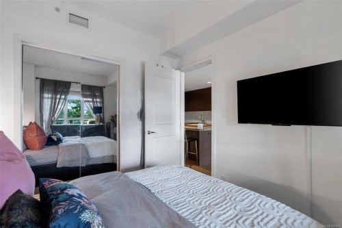 #720-1400 Lynburne Pl, Langford, BC - Indoor Photo Showing Bedroom