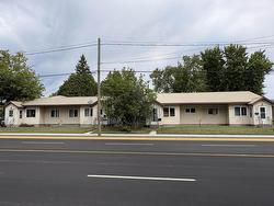 160-166 Third Street W Fort Frances, ON P9A 3A3