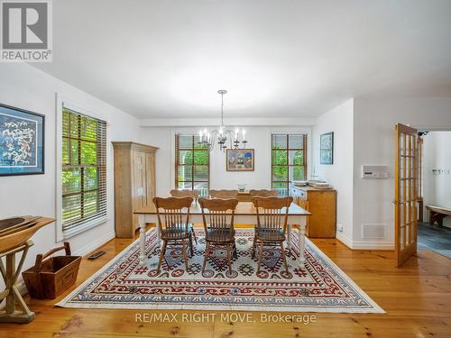 7135 Pond Street, Mississauga, ON - Indoor Photo Showing Dining Room