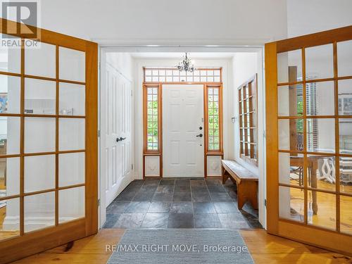7135 Pond Street, Mississauga, ON - Indoor Photo Showing Other Room
