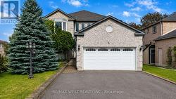 1 CARDINAL STREET Barrie, ON L4M 6C8