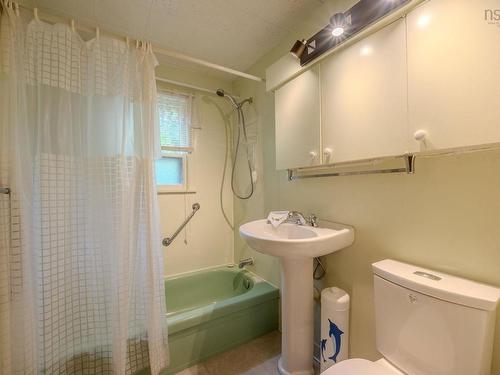 1694 Beech Hill Road, Beech Hill, NS - Indoor Photo Showing Bathroom
