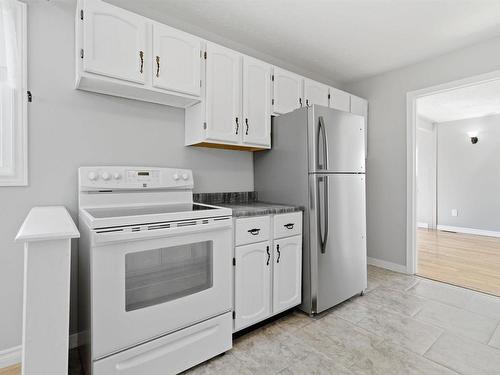 33 Inverary Drive, Dartmouth, NS - Indoor Photo Showing Kitchen