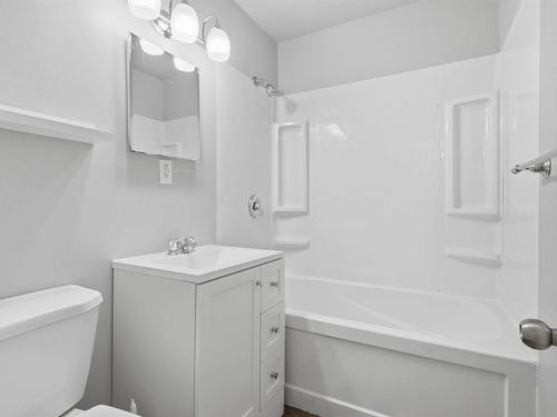 33 Inverary Drive, Dartmouth, NS - Indoor Photo Showing Bathroom