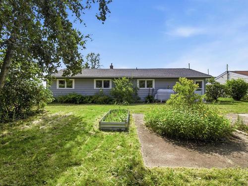 33 Inverary Drive, Dartmouth, NS - Outdoor